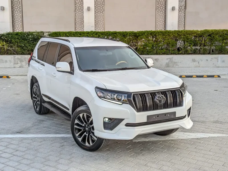 2020 Toyota Prado 6 Cylinders Petrol Engine White Black SUV GCC Specs Pristine Condition
