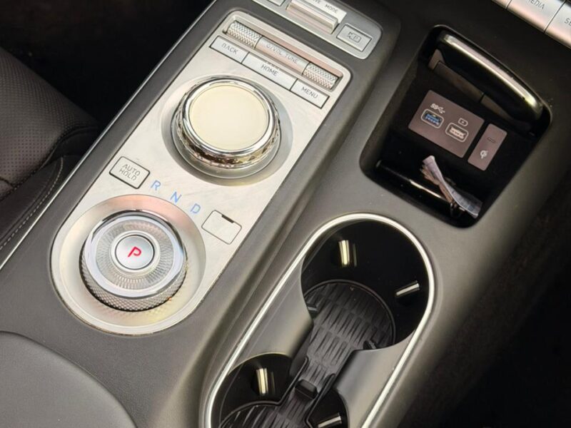 2022 GENESIS GV70 2.5 Litres V4 Petrol Engine White Black SUV Korean Specs AWD