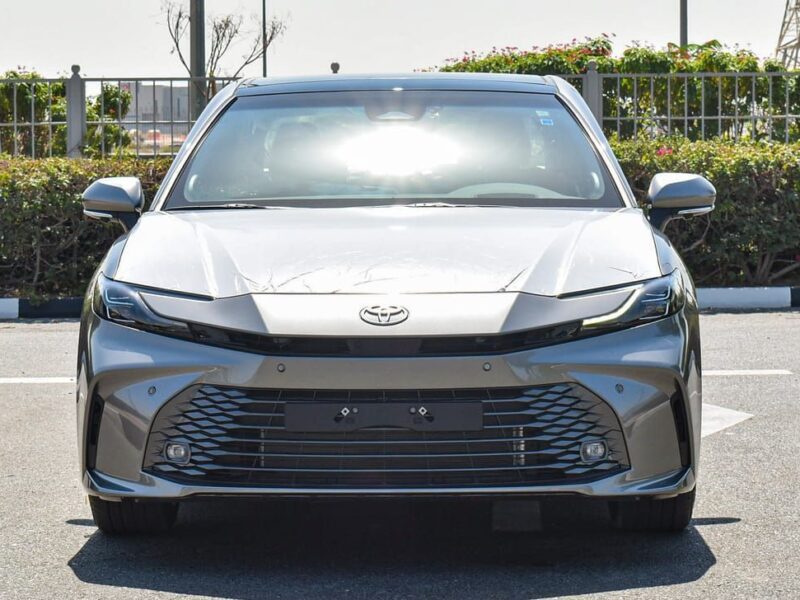2025 Toyota Camry Lumiere 2.5 Litres 4 Cylinders Engine HEV Grey Tan Sedan GCC Specs
