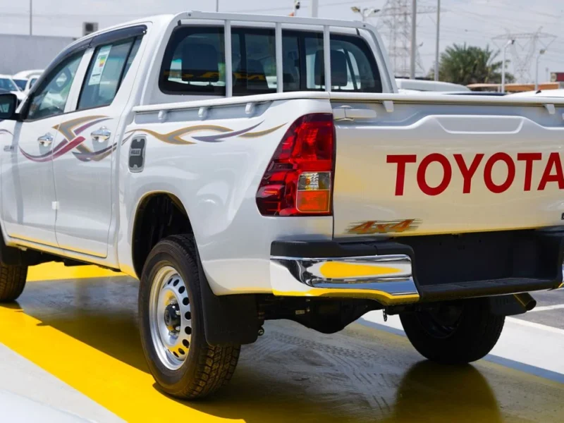 2026 Toyota Hilux 2.4 Litres 4 Cylinders Diesel Engine White Black Pickup Truck GCC Specs Manual