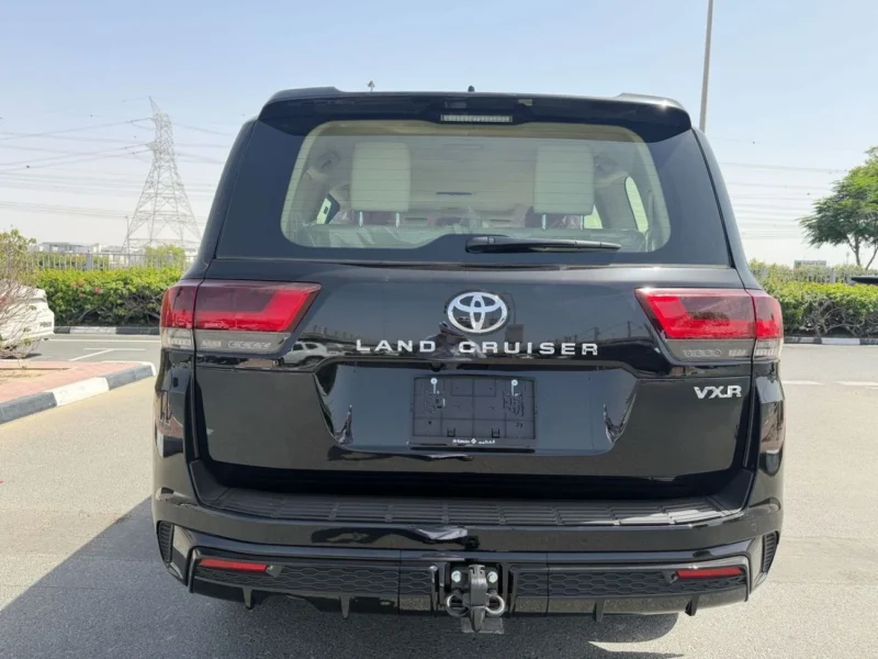 2026 Toyota Land Cruiser VXR 4.0 Litres 6 Cylinders Petrol Engine Black Beige SUV GCC Specs