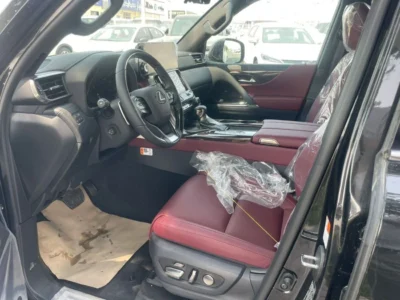 2026 LEXUS LX600 SIGNATURE 3.5 Litres 6 Cylinders Petrol Engine Black Red SUV GCC Specs