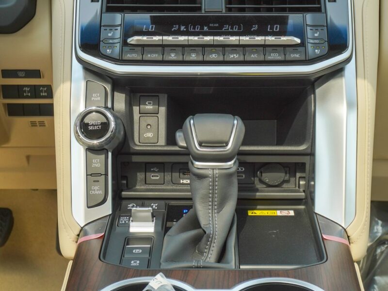 2025 Toyota Land Cruiser VX 4.0 Litres V6 Petrol Engine Black Beige SUV GCC Specs Automatic