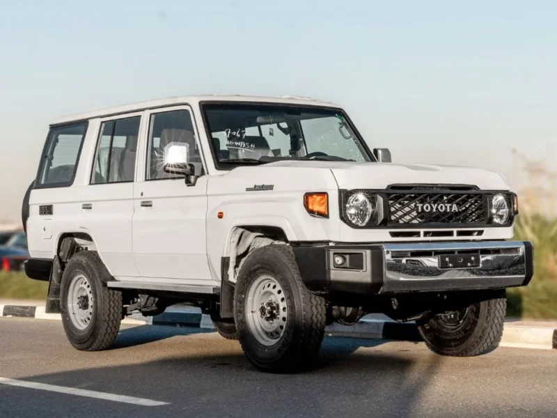2026 Toyota Land Cruiser LC76 4.0 Litres V6 Petrol Engine White Brown SUV GCC Specs