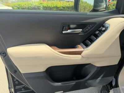 2026 Toyota Land Cruiser VXR 4.0 Litres 6 Cylinders Petrol Engine Black Beige SUV GCC Specs