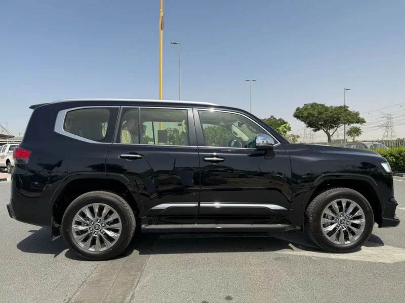 2026 Toyota Land Cruiser VXR 4.0 Litres 6 Cylinders Petrol Engine Black Beige SUV GCC Specs