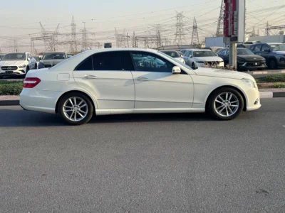 2010 Mercedes-Benz E-Class E 350 6 Cylinders Petrol Engine White Black Sedan Automatic