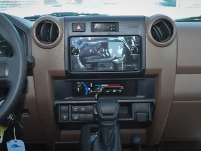 2024 Toyota Land Cruiser Pick Up 4.0 Litres V6 Petrol Engine Double Cabin AT Grey Beige GCC Specs