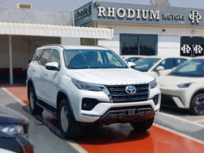 2025 Toyota Fortuner 2.4 Litres 4 Cylinders Diesel Engine White Tan SUV GCC Specs Automatic