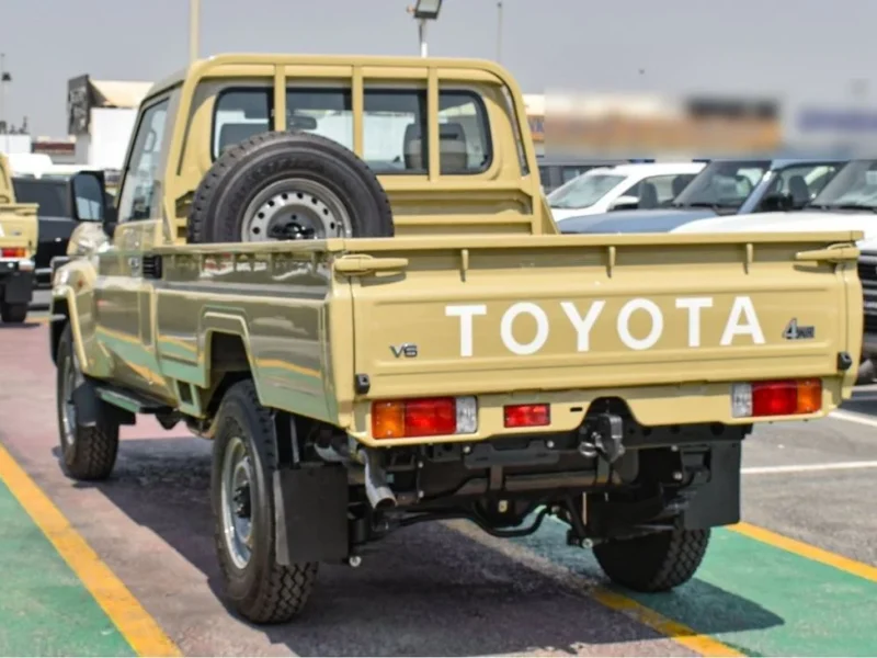 2024 Toyota Land Cruiser Pick Up 4.0 Litres V6 Petrol Engine Single Cabin Manual Beige GCC Specs