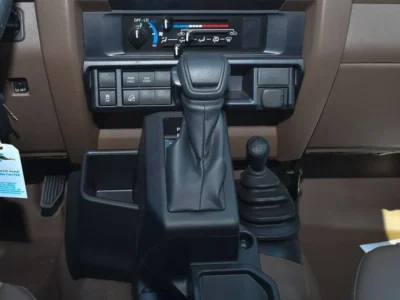 2024 Toyota Land Cruiser Pick Up 4.0 Litres V6 Petrol Engine Double Cabin AT Grey Beige GCC Specs