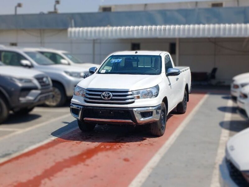 2026 Toyota Hilux 2.4 Litres 4 Cylinder Diesel Engine MT Single Cab White Red Pickup Truck