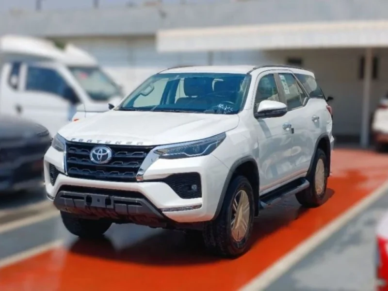 2025 Toyota Fortuner 2.4 Litres 4 Cylinders Diesel Engine White Tan SUV GCC Specs Automatic