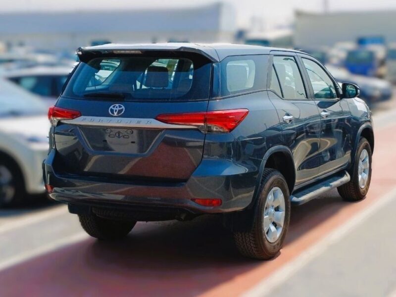 2025 Toyota Fortuner 2.4 Litres 4 Cylinders Diesel Engine Grey Tan SUV GCC Specs Automatic