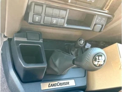 2024 TOYOTA LAND CRUISER 76 HARDTOP LX LIMITED 4.0 Litres V6 Beige Brown SUV Manual GCC Specs