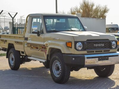2024 Toyota Land Cruiser Pick Up 4.0 Litres V6 Petrol Engine Single Cabin Beige GCC Specs MT