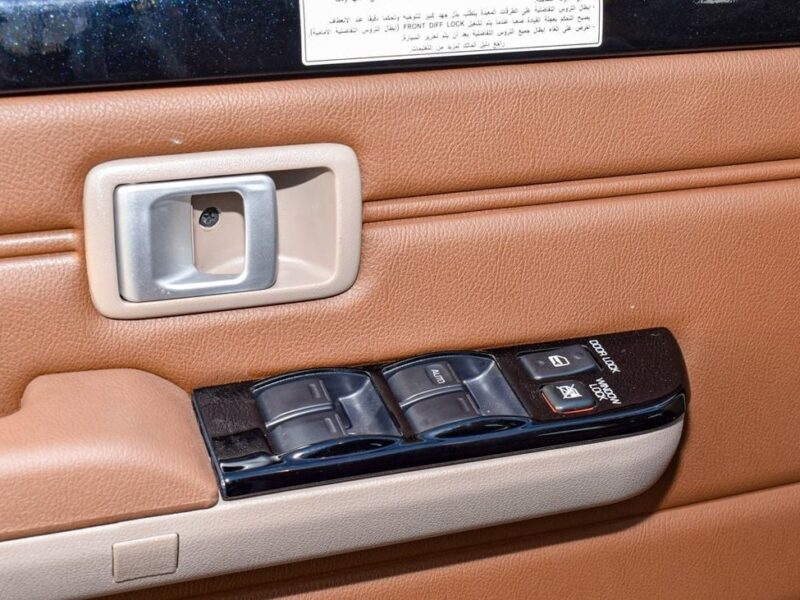 2024 Toyota Land Cruiser 70 Hard Top 4.0 Litres V6 Petrol Engine Black Tan SUV GCC Specs AT