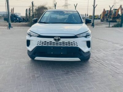2025 Toyota Corolla Cross 2.0 Litres 4 Cylinders Hybrid Engine White Black SUV Chinese Specs