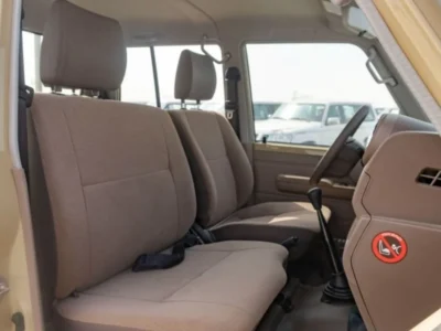 2022 Toyota Land Cruiser 79 Pick Up 4.2 Litres V6 Diesel Engine Double Cabin MT Beige GCC Specs