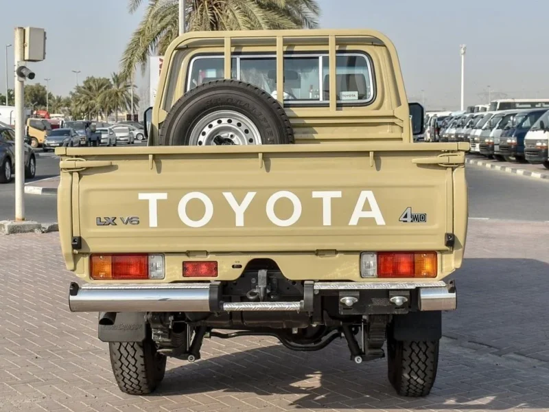 2024 Toyota Land Cruiser Pick Up 4.0 Litres V6 Petrol Engine Single Cabin Beige GCC Specs MT