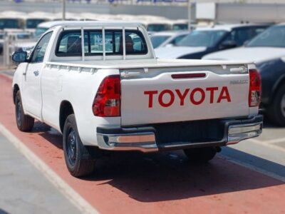 2026 Toyota Hilux 2.4 Litres 4 Cylinder Diesel Engine MT Single Cab White Red Pickup Truck
