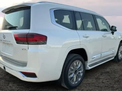 2025 Toyota Land Cruiser VX 3.5 Litres 6 Cylinders TWIN TURBO Petrol Engine White Black SUV Automatic