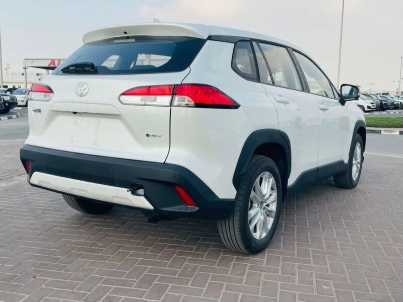 2025 Toyota Corolla Cross 2.0 Litres 4 Cylinders Hybrid Engine White Black SUV Chinese Specs