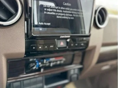 2024 Toyota Land Cruiser 79 Pick Up 4.0 Litres V6 Petrol Engine SIngle Cabin Beige Brown GCC Specs