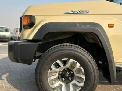 2024 Toyota Land Cruiser 79 Pick Up 4.0 Litres V6 Petrol Engine Double Cabin Beige Brown GCC Specs AT