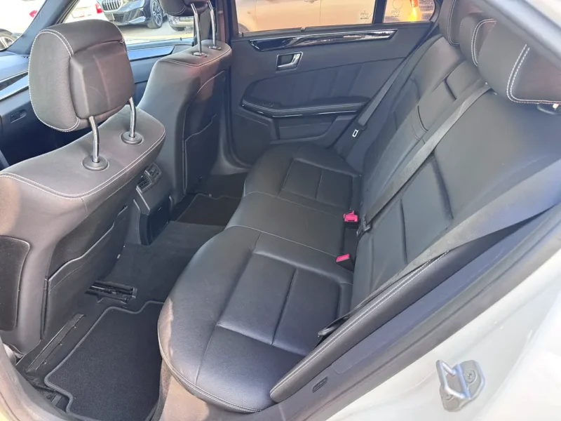 2010 Mercedes-Benz E-Class E 350 6 Cylinders Petrol Engine White Black Sedan Automatic