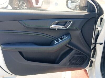 2025 MG 6 MG6 X-Line 1.5 Litres 4 Cylinders Petrol Engine White Black Sedan Chinese Specs Automatic