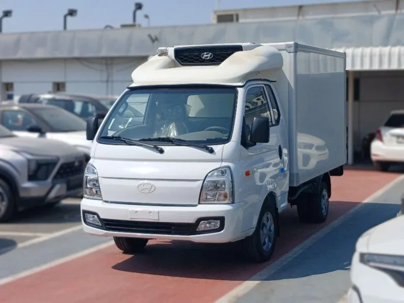 2026 Hyundai H100 2.6 Litres 4 Cylinders Diesel Engine MT Box White Beige Truck