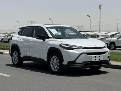 2026 TOYOTA FRONTLANDER 2.0L 4 Cylinders HYBRID Engine FULL OPTION White Black SUV