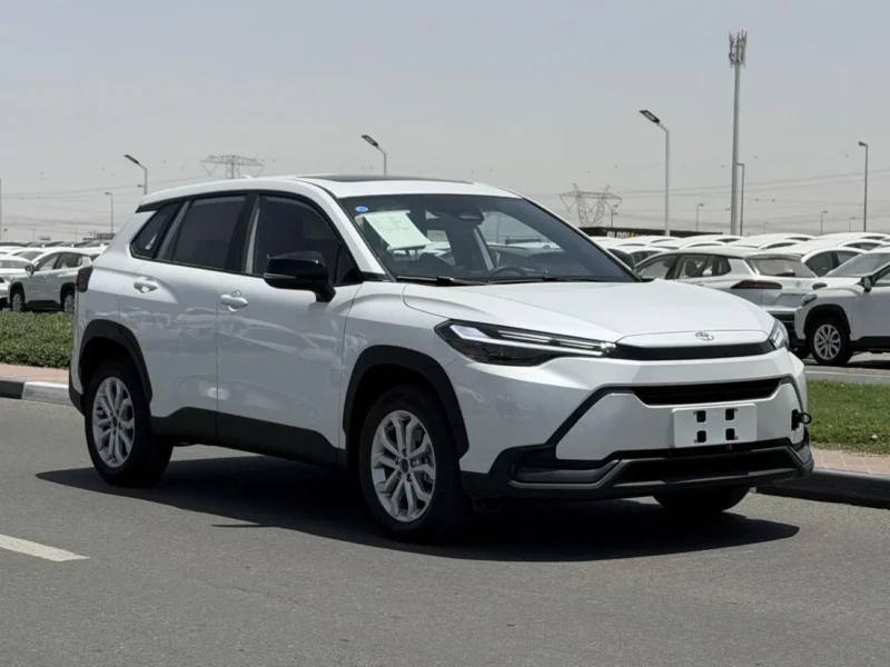 2026 TOYOTA FRONTLANDER 2.0L 4 Cylinders HYBRID Engine FULL OPTION White Black SUV