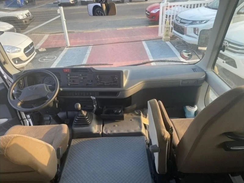2026 Toyota Coaster 4.2 Litres 6 Cylinders Diesel Engine 30-Seater White Beige Bus Manual