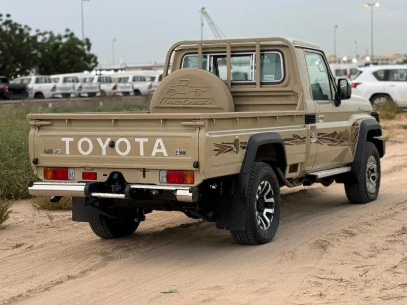 2025 Toyota Land Cruiser Pick Up LC79 4.0L 6 Cylinders Engine Single CAB Beige Brown GCC Specs