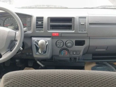 2025 Toyota HiAce Standard Roof 2.5 Litres 4 Cylinders Diesel Engine MT White Grey Van