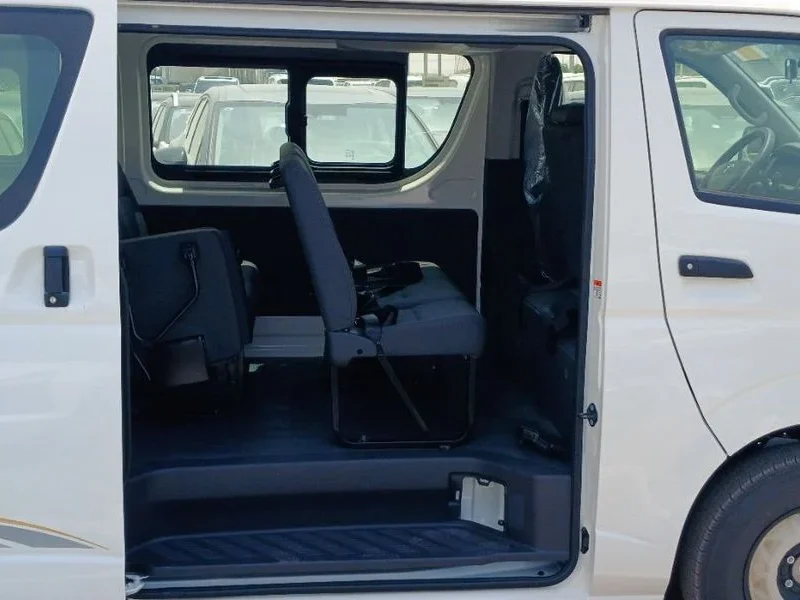 2026 Toyota Hiace 2.5 Litres 4 Cylinders Diesel Engine Manual Passenger White Black Van