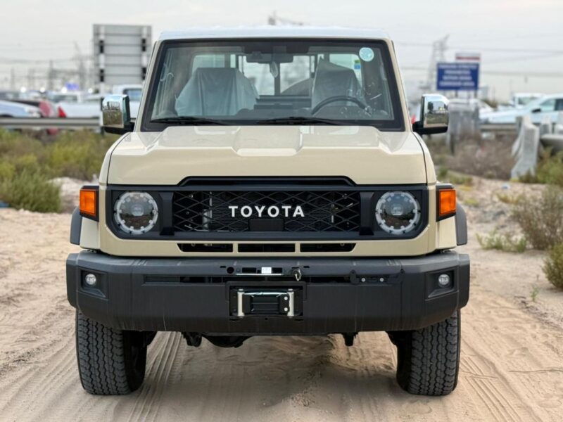 2025 Toyota Land Cruiser Pick Up LC79 4.0L 6 Cylinders Engine Single CAB Beige Brown GCC Specs