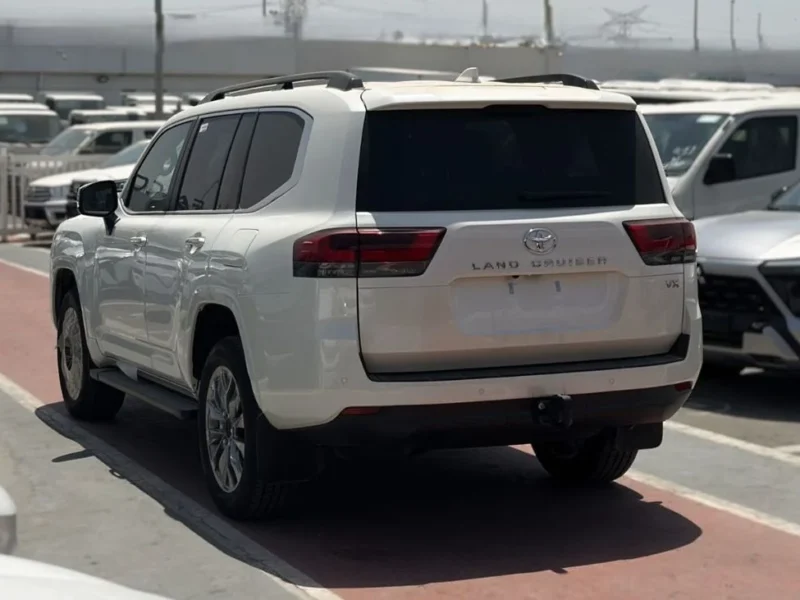 2026 Toyota Land Cruiser LC300 VX 3.5 Litres 6 Cylinders Petrol Engine White Black SUV