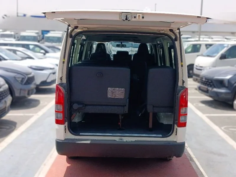 2026 Toyota Hiace 2.5 Litres 4 Cylinders Diesel Engine Manual Passenger White Black Van