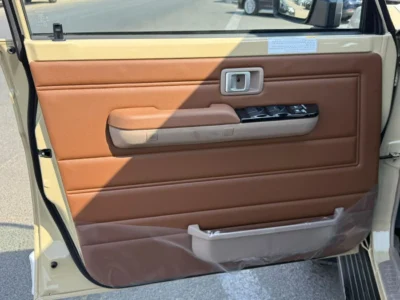 2025 Toyota Land Cruiser Pick Up LC79 4.0L 6 Cylinders Engine DOUBLE CAB Beige Tan GCC Specs
