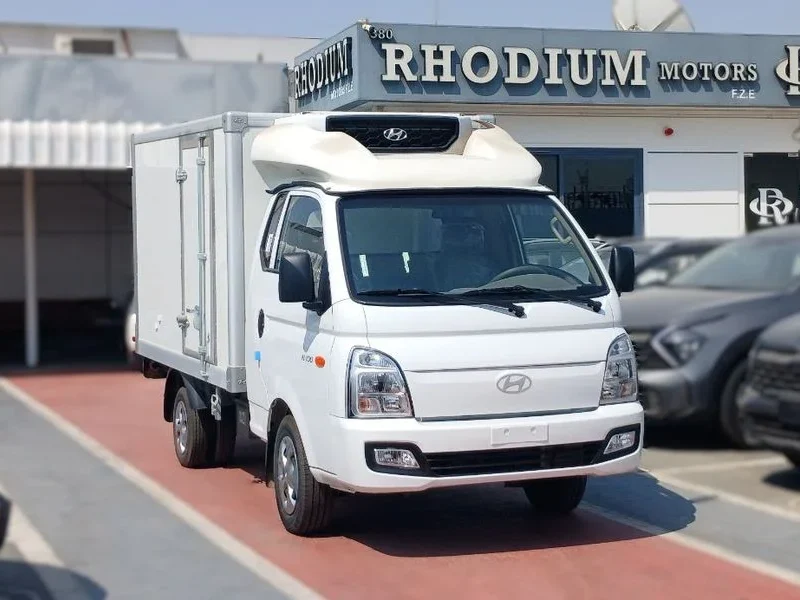 2026 Hyundai H100 2.6 Litres 4 Cylinders Diesel Engine MT Box White Beige Truck