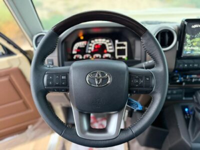 2025 Toyota Land Cruiser Pick Up LC79 4.0L 6 Cylinders Engine Single CAB Beige Brown GCC Specs