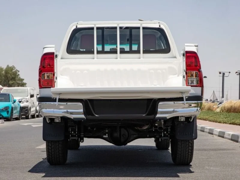 2026 Toyota Hilux 2.4 Litres 4 Cylinders Diesel Engine White Black Pickup Truck GCC Specs