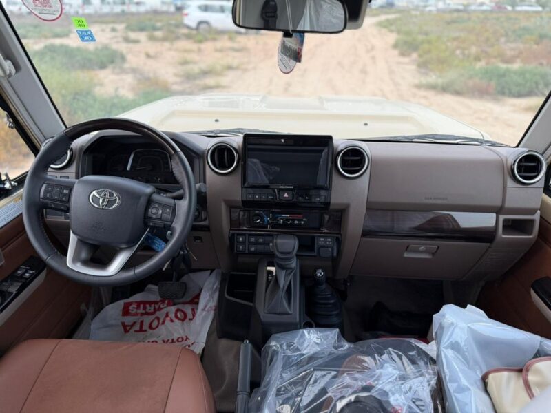 2025 Toyota Land Cruiser Pick Up LC79 4.0L 6 Cylinders Engine Single CAB Beige Brown GCC Specs