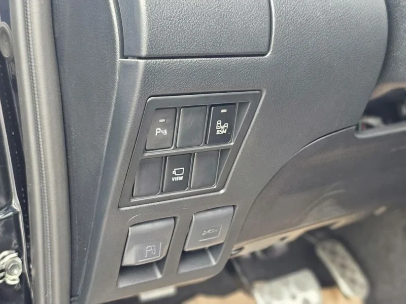 2025 Toyota Hilux GR 2.8 Litres 4 Cylinders Diesel Engine Black Pickup Truck Automatic