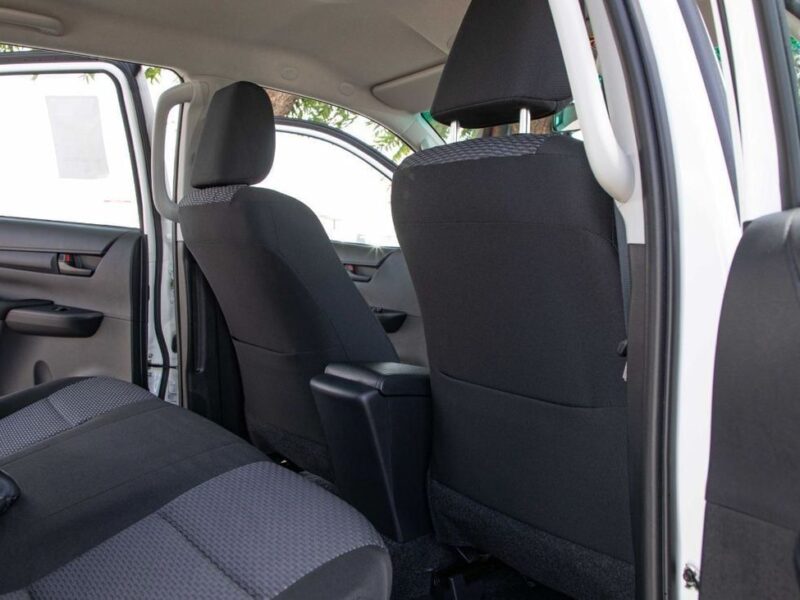 2026 Toyota Hilux 2.4 Litres 4 Cylinders Diesel Engine White Black Pickup Truck GCC Specs