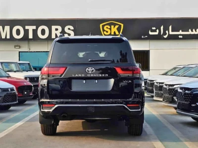2026 Toyota Land Cruiser VXR Full Option 3.5-liter V6 Twin-Turbo Petrol Engine Black SUV