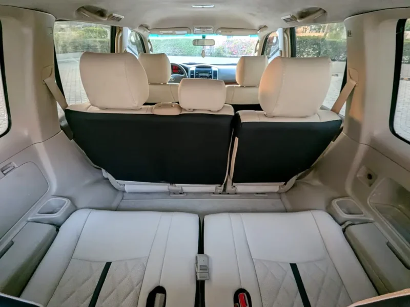 2004 Toyota Prado GX 2.7 Litres V4 Petrol Engine Grey Beige SUV GCC Specs